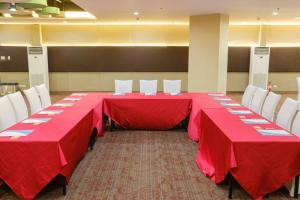 Go Hotels Lanang - Davao商务区和/或会议室