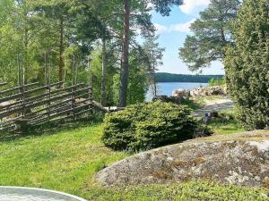 Photo de la galerie de l'établissement 4 person holiday home in HERRäNG-By Traum, à Herräng 12 autres photos