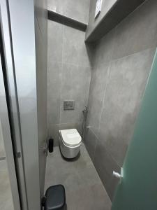Kúpeľňa v ubytovaní Krioneri Suites Parga