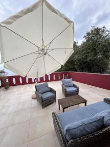 Posedenie v ubytovaní Krioneri Suites Parga