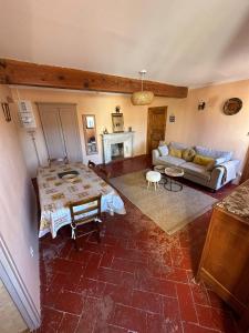 Fotografie z fotogalerie ubytování Charmant T3 au cœur de la vieille ville v destinaci LʼÎle-Rousse