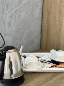 Příslušenství pro přípravu čaje a kávy v ubytování Cuzy bubbel luxury