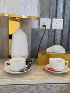 Příslušenství pro přípravu čaje a kávy v ubytování Cuzy bubbel luxury