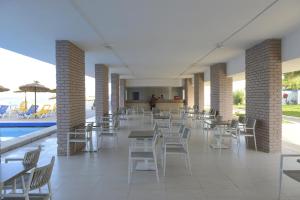Bazén v ubytování Monarque Dar Jerba Narjess- Family Only nebo v jeho okolí