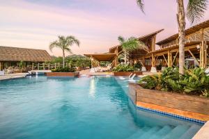 een afbeelding van een zwembad in een resort bij Villa #1 - Blue Venao, Playa Venao in Playa Venao