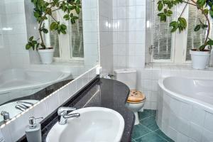 Koupelna v ubytování Karlsbad Promenade Apartment