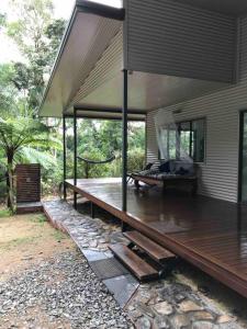 Zahrada ubytování Kaba Kada House - Daintree Rainforest
