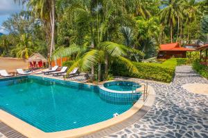 Bazén v ubytování Cyana Resort nebo v jeho okolí