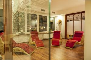 Posedenie v ubytovaní Hotel Na Skarpie - Charzykowy
