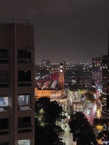 Γενική άποψη της πόλης Σίδνεϊ ή θέα της πόλης από  αυτό το ξενοδοχείο διαμερισμάτων