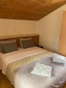 Ένα ή περισσότερα κρεβάτια σε δωμάτιο στο Apartment Antičević