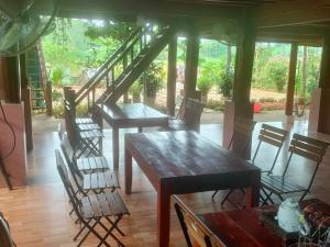 Μπαλκόνι ή βεράντα στο Homestay Long Cốc thanh biên