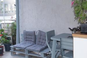 Χώρος καθιστικού στο Studio center of city