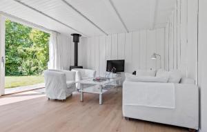 Posezení v ubytování Cozy Home In Gilleleje