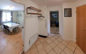 Kuchyň nebo kuchyňský kout v ubytování Beautiful Apartment In Hyltebruk + 6 fotografií