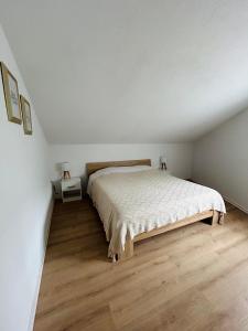 Postel nebo postele na pokoji v ubytování Apartman Zadar Centar(free parking and wi-fi)
