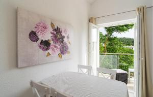 Μπαλκόνι ή βεράντα στο Amazing Apartment In Sutivan With Wifi