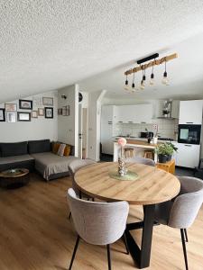 Kuchyň nebo kuchyňský kout v ubytování Apartman Zadar Centar(free parking and wi-fi)