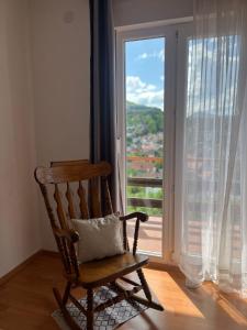 Nespecifikovaný výhled na hory nebo výhled na hory při pohledu z apartmánu