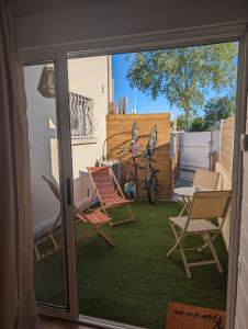 Fotografie z fotogalerie ubytování Chez Céline et Sébastien v destinaci Aigues-Mortes + 3 fotografie