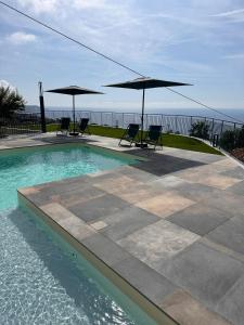 Πισίνα στο ή κοντά στο Villa la Matta Apartments and Luxury suites