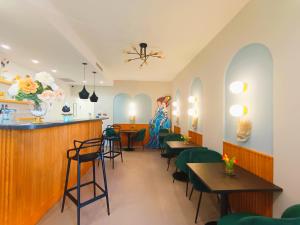 Reštaurácia alebo iné gastronomické zariadenie v ubytovaní Incanto B&B Cefalù