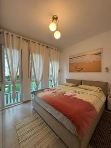 Postel nebo postele na pokoji v ubytování Valamar Residenc , ROAN apartment, Gjiri i Lalzit, Albania