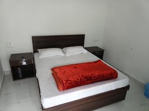 Φωτογραφία από το άλμπουμ του Hotel pushpdeep σε Phata