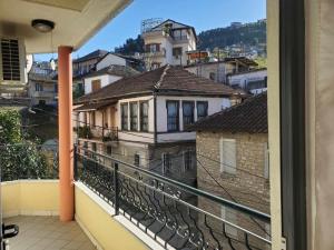 Fotografie z fotogalerie ubytování Casa Italia 1 v destinaci Gjirokastër