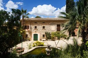 Κήπος έξω από το Casa Montserrat Ruralvilla