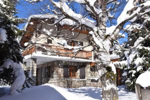 Chalet L Olan 15p Emplacement exceptionnel grand terrain v zime