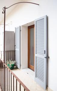 Gallery image of L'Arco - Apartment in historic center in Lesa