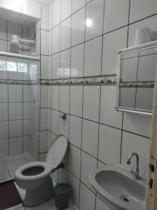 Koupelna v ubytování Apartamento Praia da Verolme + 17 fotografií