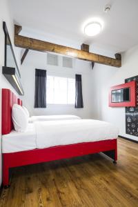Gallery image of Tune Hotel Liverpool in Liverpool