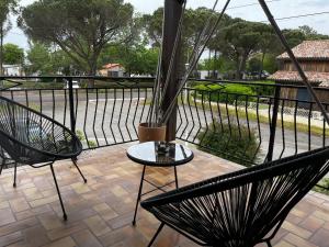 Балкон или терраса в Hotel Cote et Lac