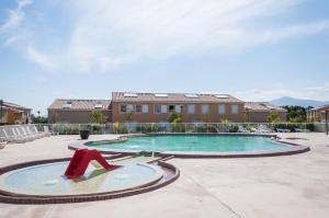 The swimming pool at or close to Vacancéole - Les Demeures Torrellanes - Saint-Cyprien