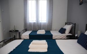 Φωτογραφία από το άλμπουμ του Batsi Bay στο Μπατσί