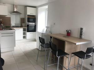 Dapur atau dapur kecil di Gîte du Marquès +16 gambar