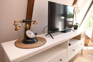 Uma televisão e/ou sistema de entretenimento em Horizonti