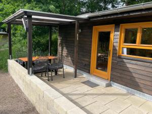 Afbeelding uit fotogalerij van Bungalows am Waldessaum bei Hohenzieritz in Hohenzieritz