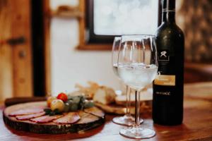 Nápoje v ubytování Treehouse Drevesna hiška Štrkovo gnezdo Ranč Jureš