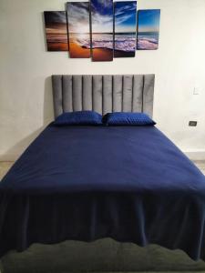 Postel nebo postele na pokoji v ubytování LOFT PLAYAS "B" , a unos pasos del malecon, zona dorada y letras