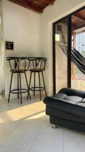 REST APARTMENT IN THE POBLADO的休息区
