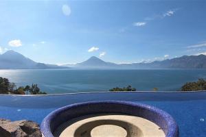 圣卡塔里纳帕洛波Exclusive Home Atitlan AT020的相册照片 更多48张照片