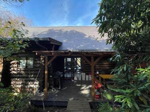 Afbeelding uit fotogalerij van 世界文化遺産の富士山を望むログハウス in Kannami