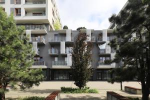 Budova, v ktorej sa apartmán nachádza