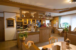 Nápoje v ubytování Wald-Hotel Heppe