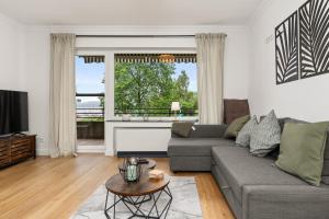 Posezení v ubytování EasyViewI direkt am Möhnesee 4P Pool Balkon