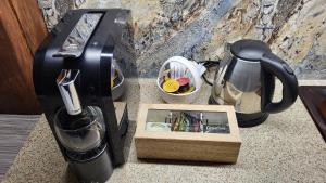 Kemudahan buat kopi dan teh di Viru apartment