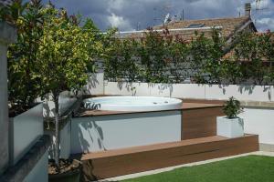 Vonkajšia záhrada v ubytovaní San Michele Luxury Rooms